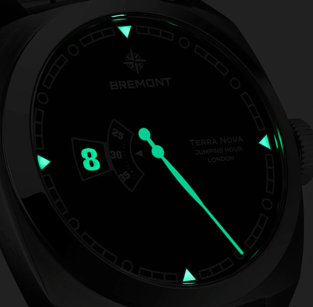 Bremont Terra Nova 40.5 Jumping Hour Bracelet Watch - Image 4