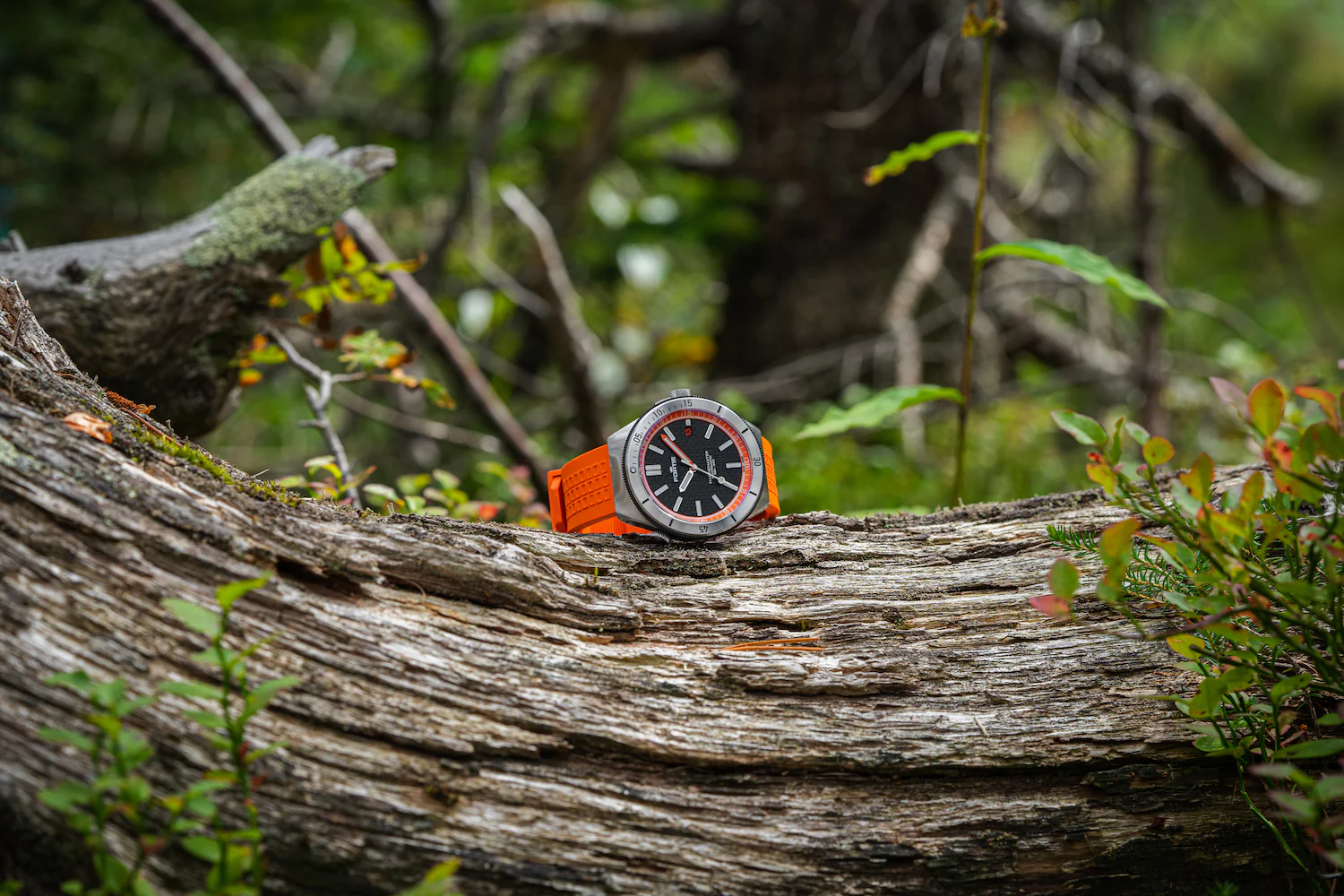 Fortis Marinemaster M-44 Amber Orange Watch - Image 10