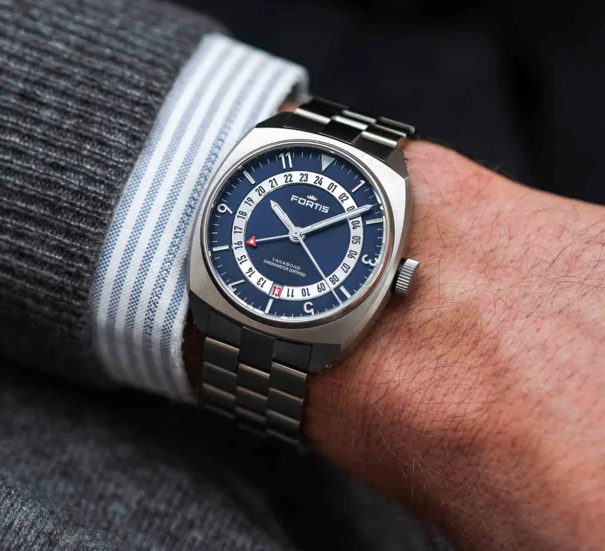 Fortis Vagabond V-40 Blue Dusk Watch - Image 6