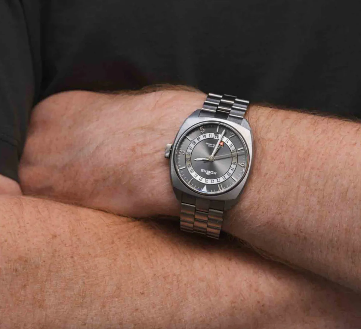 Fortis Vagabond V-40 Urban Shadow Watch - Image 5