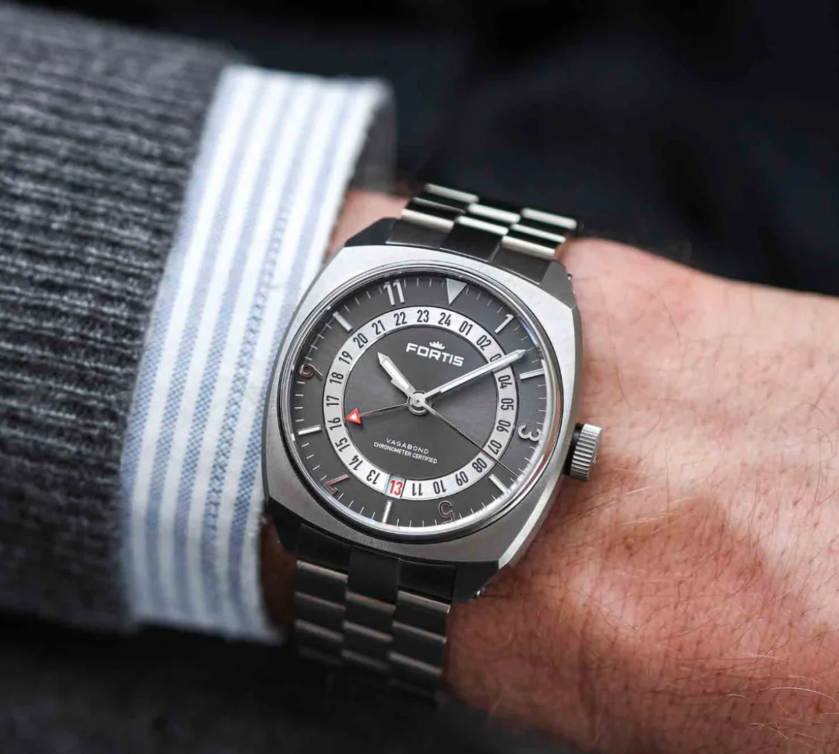 Fortis Vagabond V-40 Urban Shadow Watch - Image 6