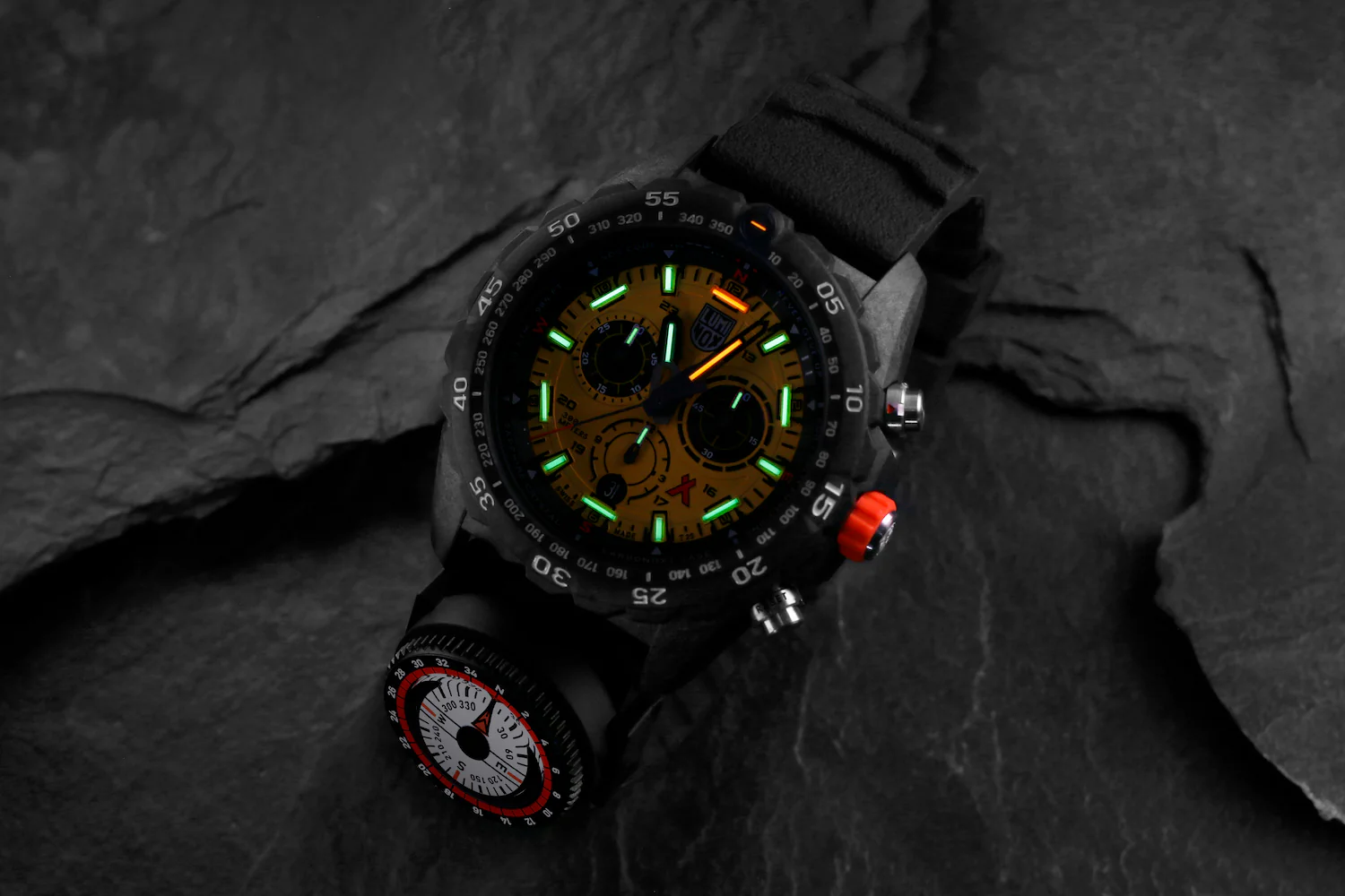 Luminox Bear Grylls Survival Master Watch - Image 9