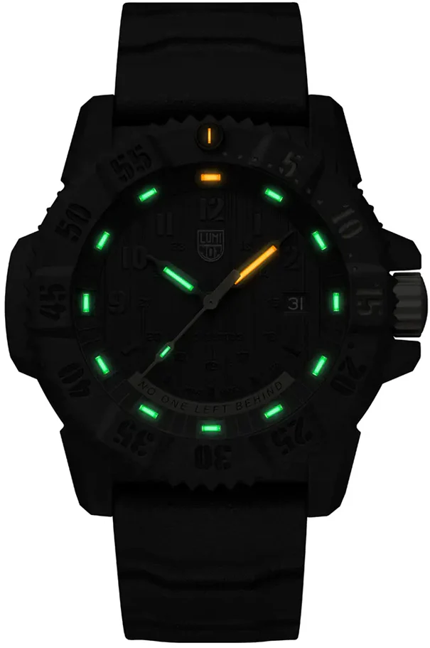 Luminox Master Carbon Seal 3800 Series Limited Edition Watch - Image 2