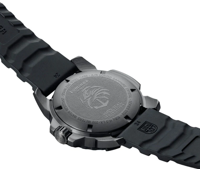 Luminox Navy Seal RSC 3250 Series Watch - Image 4