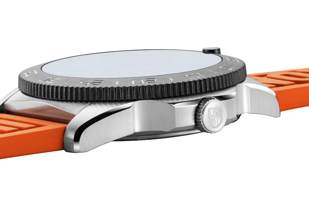Luminox Pacific Diver 3120 Series Watch - Image 5