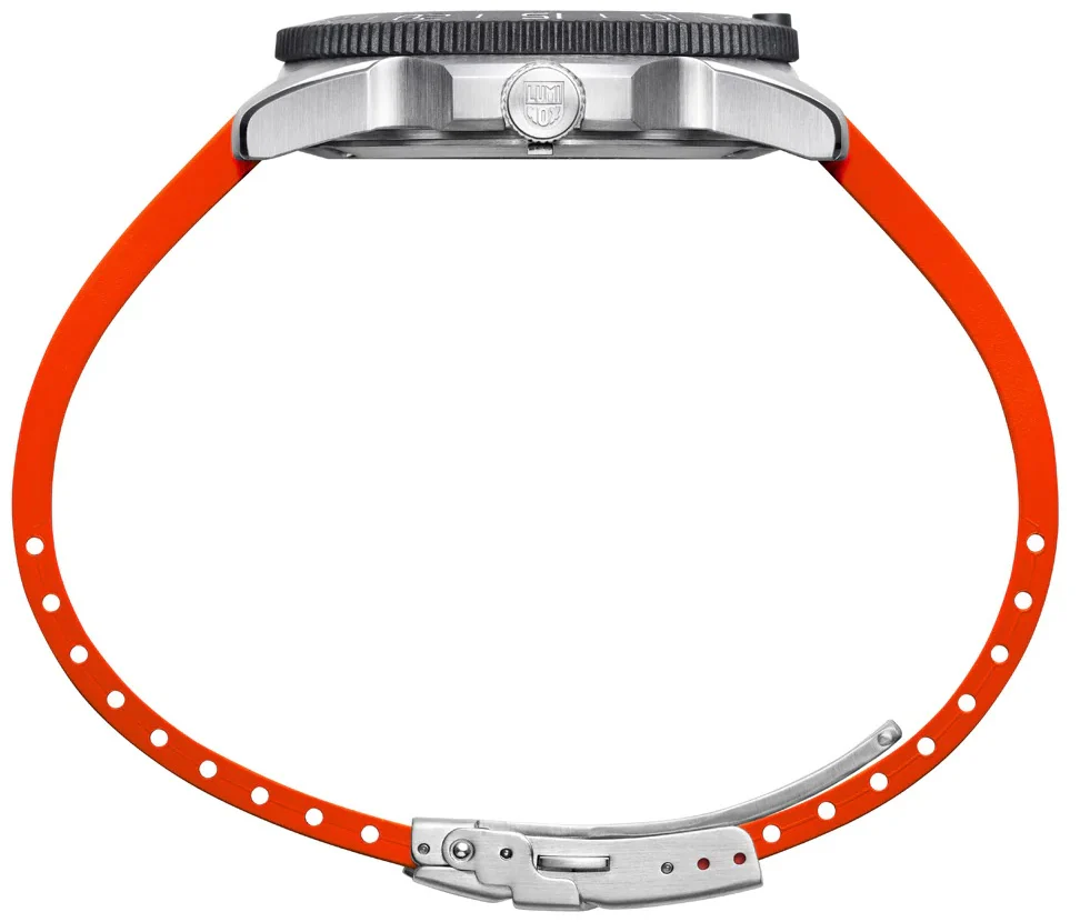Luminox Pacific Diver 3120 Series Watch - Image 6