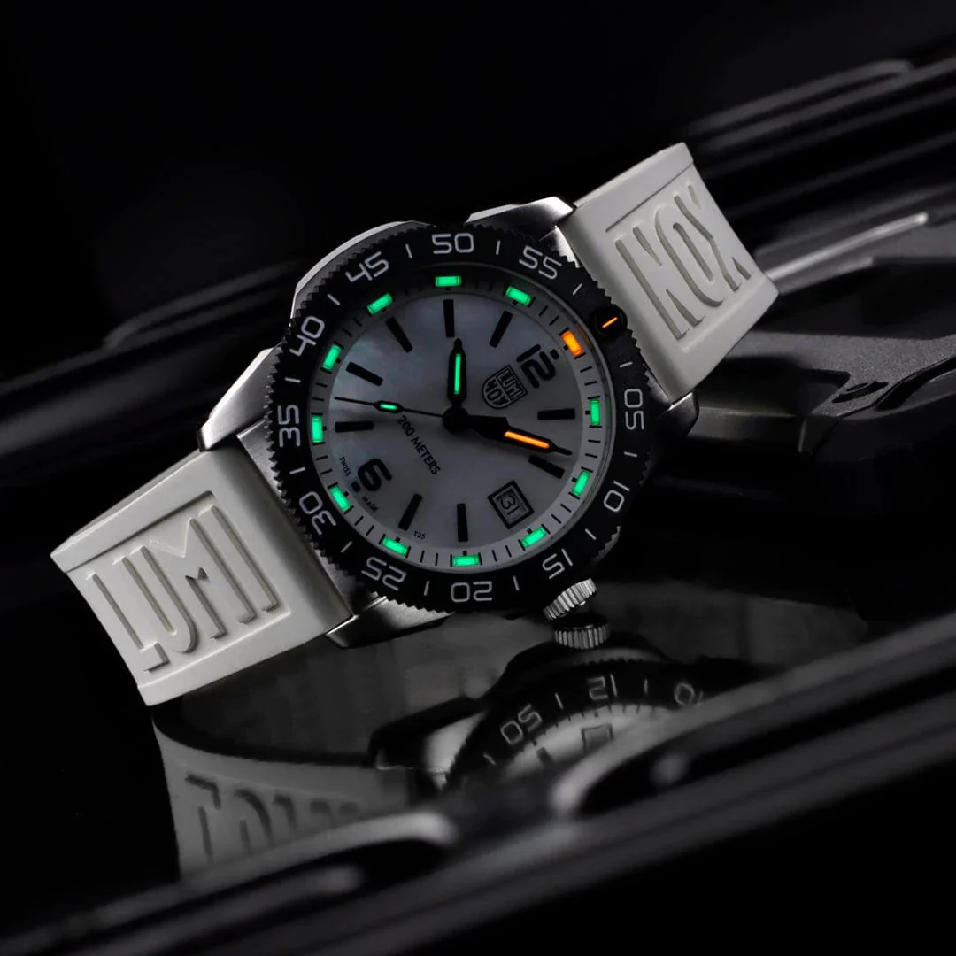 Luminox Pacific Diver Ripple Collection 3120M Series Watch - Image 8