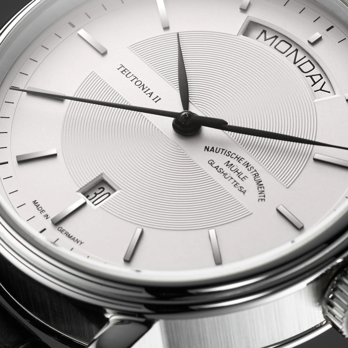 Muhle Glashutte Teutonia II Tag Datum Watch - Image 2
