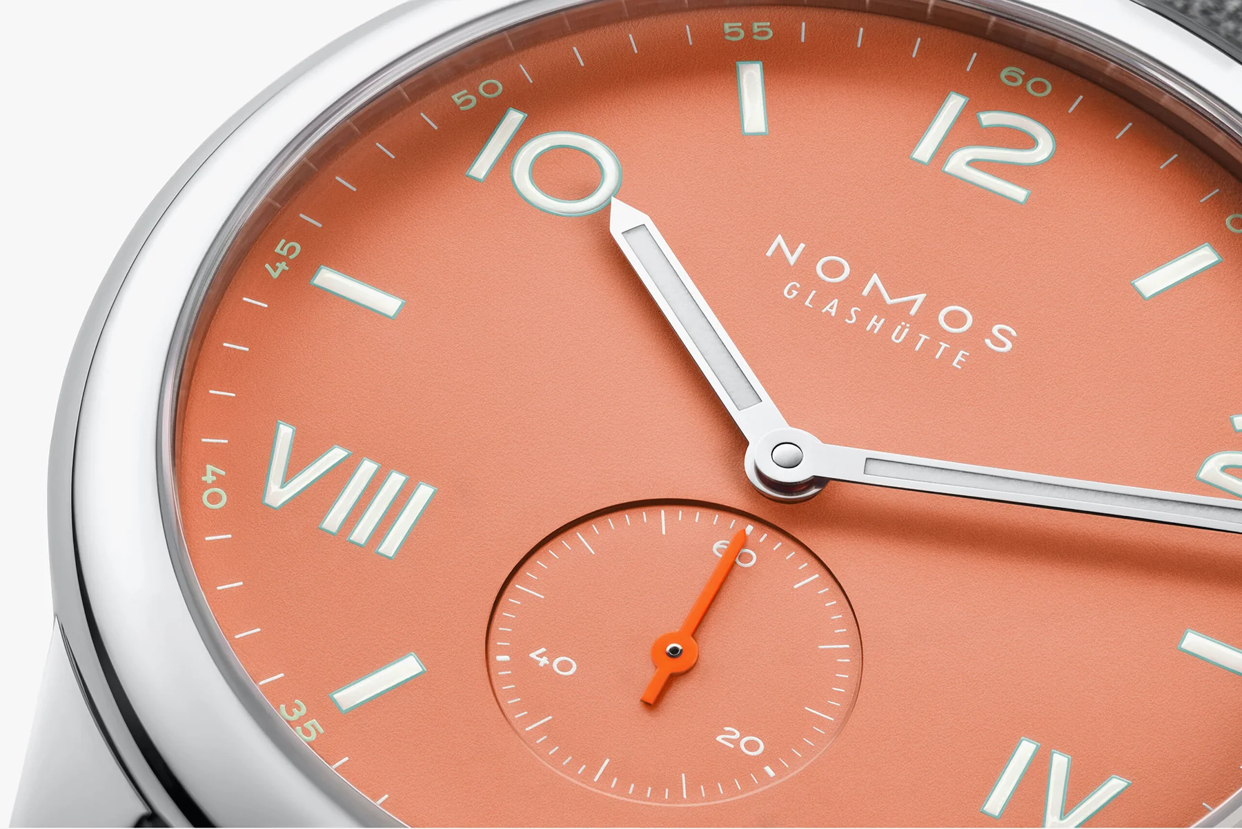 Nomos Glashutte Club Campus 38 Cream Coral Steel Back Watch - Image 4