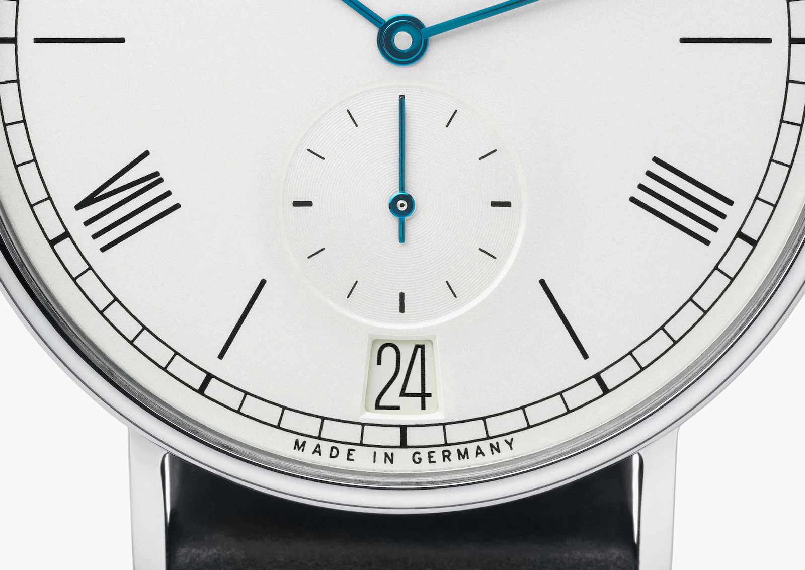 Nomos Glashutte Ludwig Automatic Datum Sapphire Crystal - Image 4
