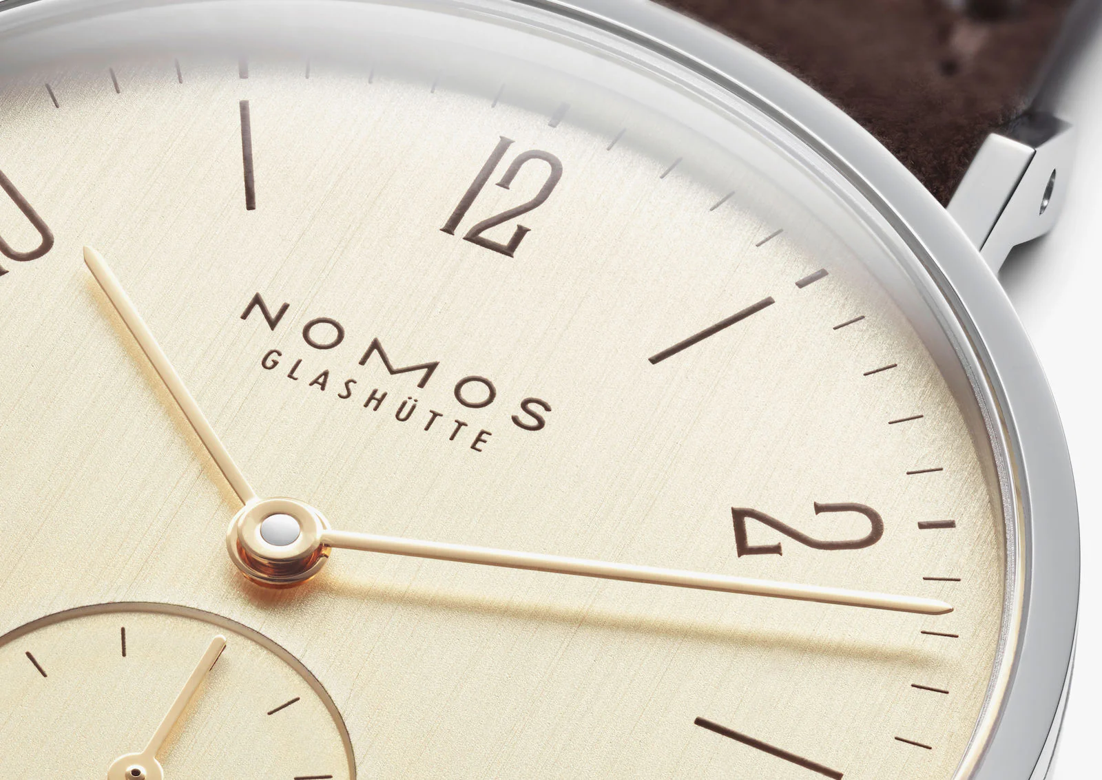 Nomos Glashutte Tangente 33 Karat Ladies Sapphire Crystal Watch - Image 5