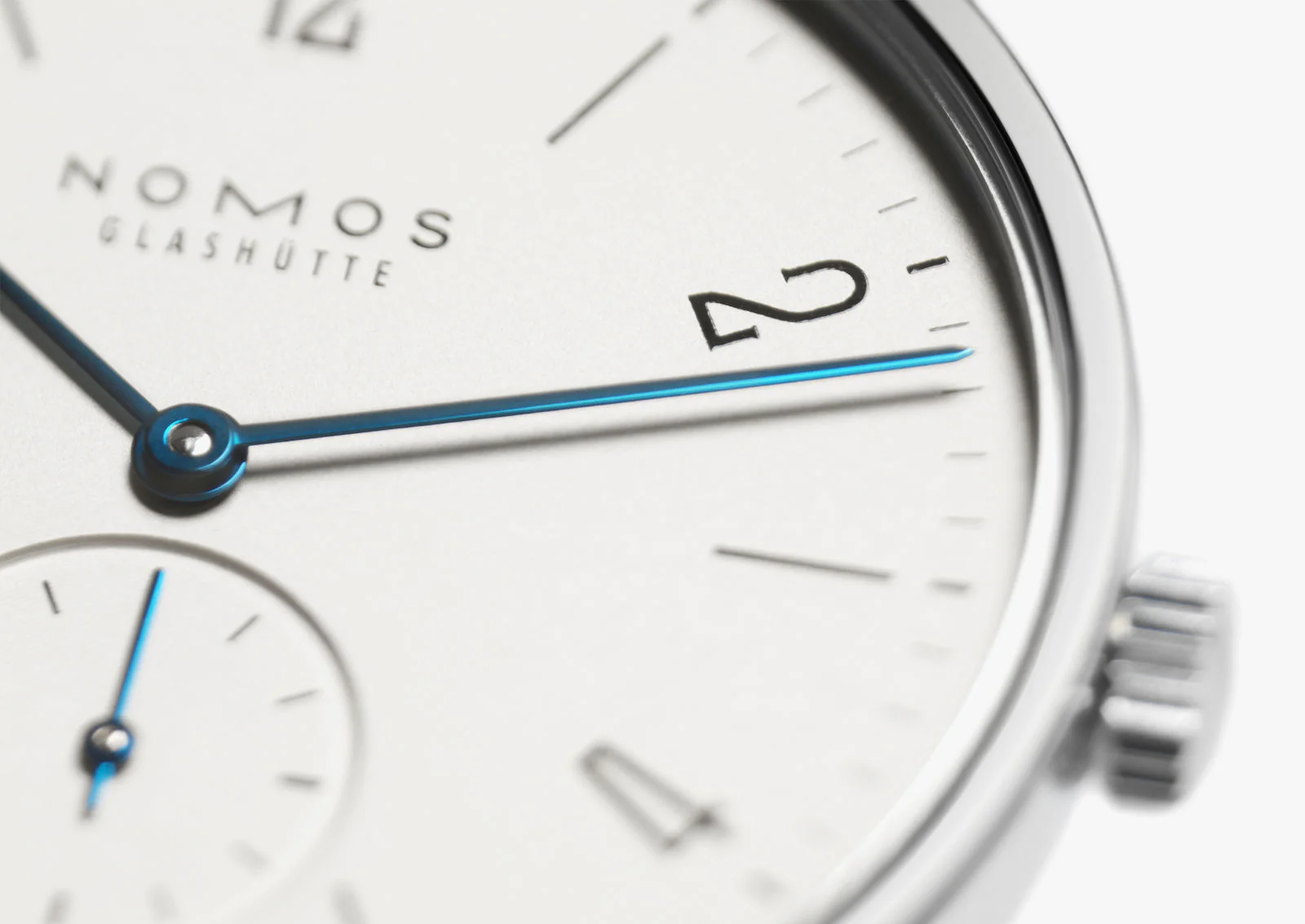 Nomos Glashutte Tangente Sapphire Crystal Watch - Image 4