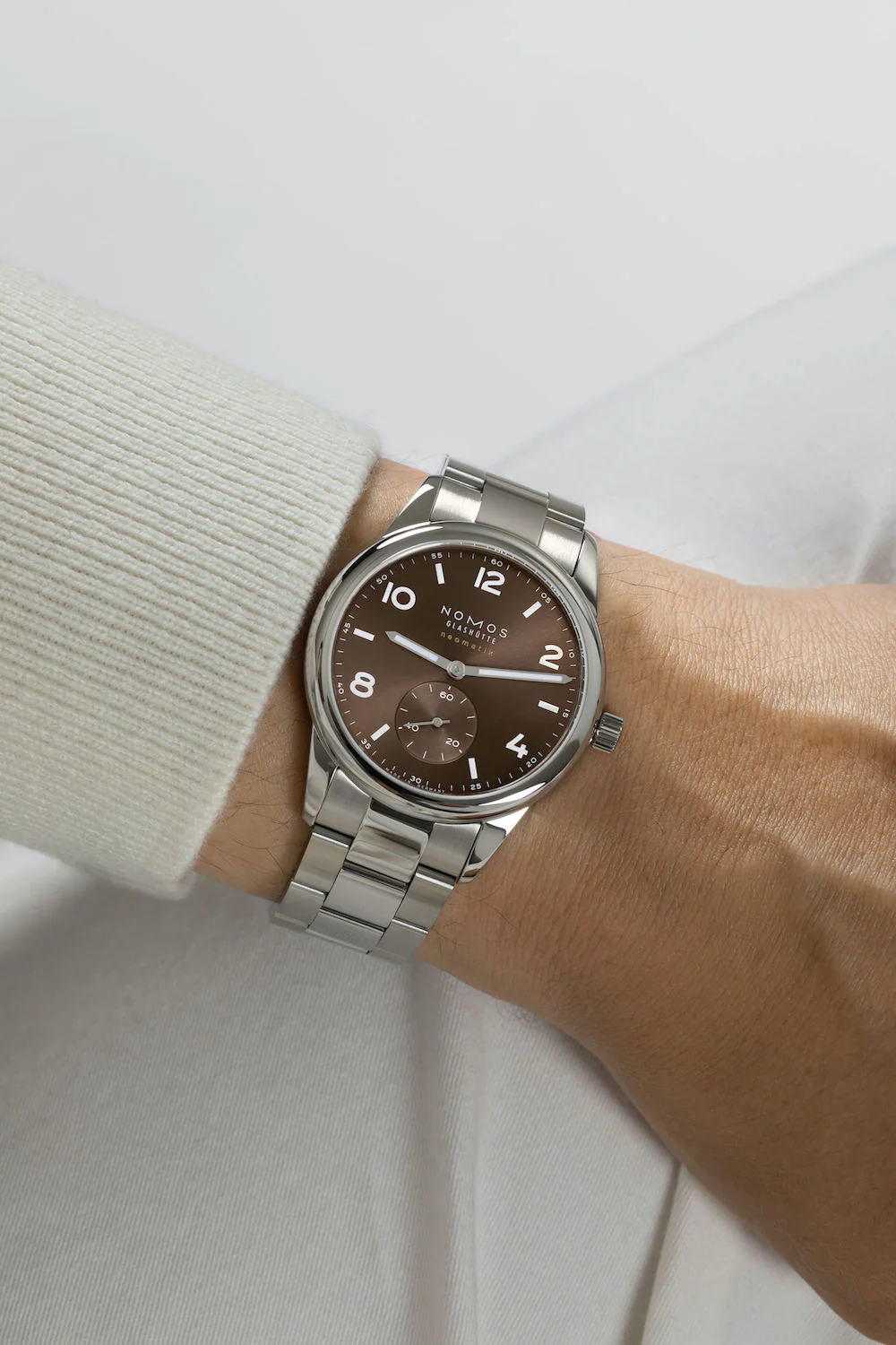 Nomos Glashutte Club Sport Neomatik 39 Tabac Sapphire Crystal Watch - Image 5