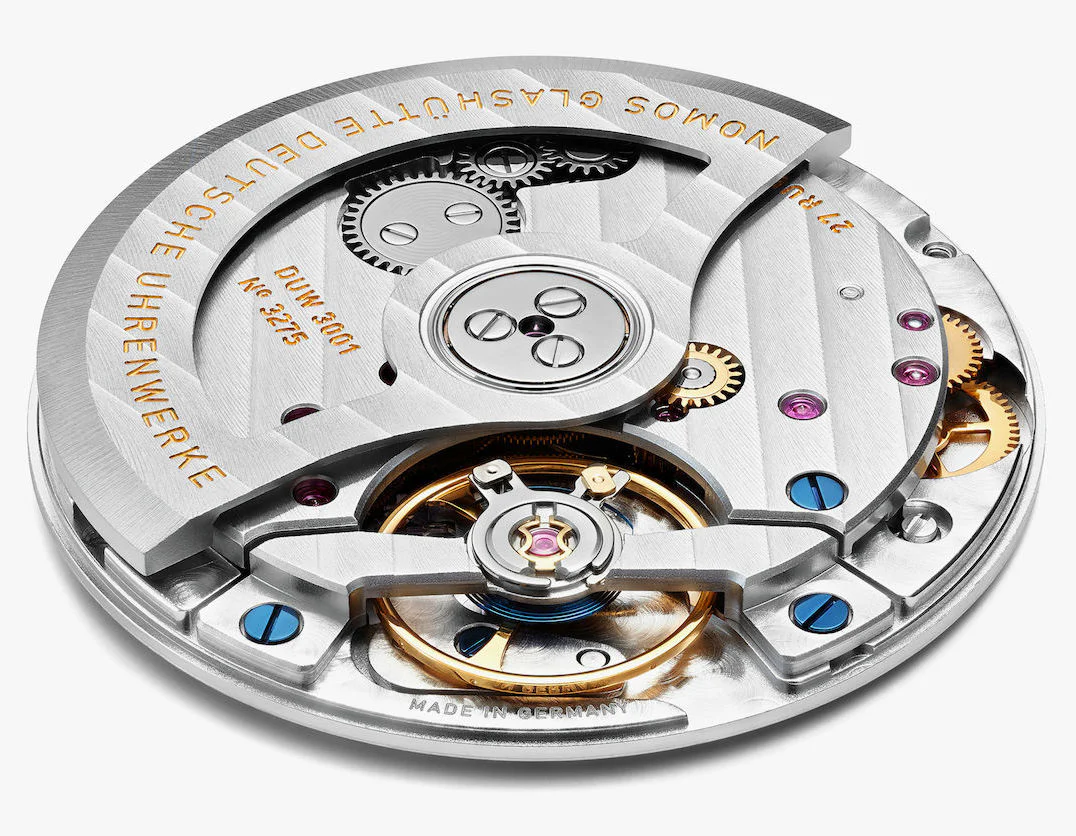 Nomos Glashutte Tetra Neomatik Sapphire Crystal Watch - Image 7