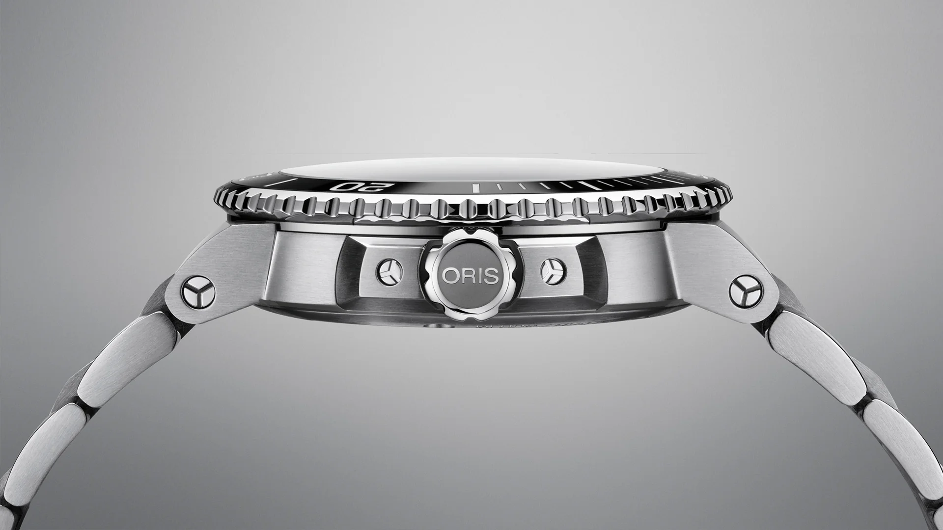 Oris Aquis Date Rubber - Image 3